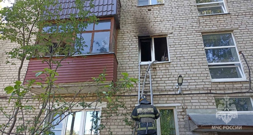 Фото к статье: В Кулебаках посреди дня загорелась квартира: погиб человек