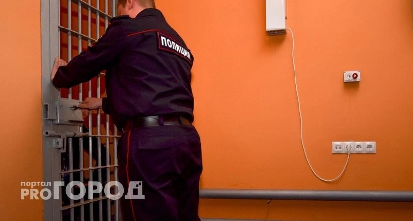 Фото к статье: Нижегородец пытался убить жену в присутствии несовершеннолетней дочери
