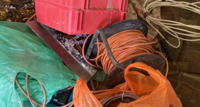 Житель Городецкого района ворвался в строящуюся квартиру ради картошки и лампочек