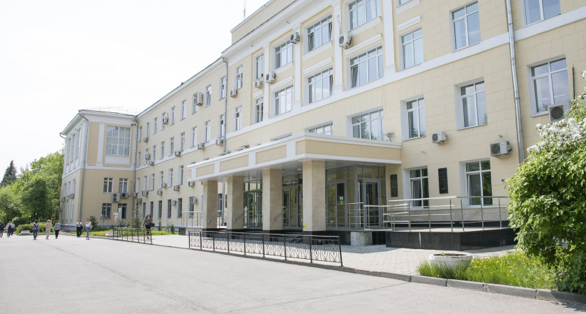 Здание нижегородского университета эвакуировали и оцепили