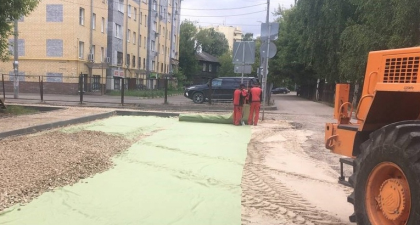 Благоустройство и дорога. Иваново благоустройство. Городской тротуар. Плохие дороги.