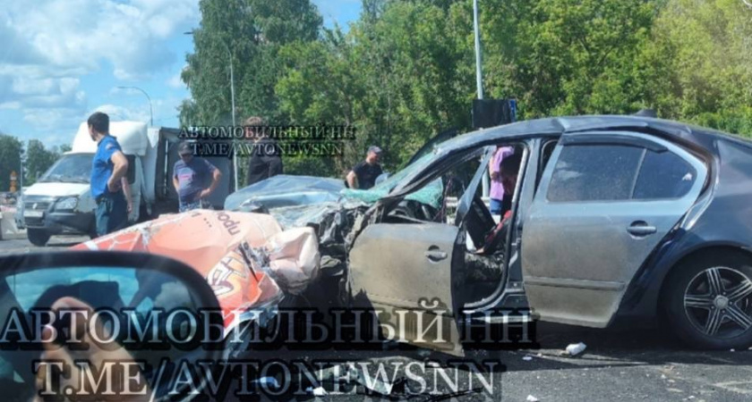 ГАЗель и иномарка столкнулись в Лысковском районе