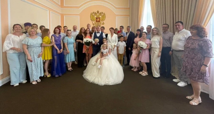 Фото к статье: Отдел ЗАГС открылся в новом здании в Лукоянове в День семьи, любви и верности