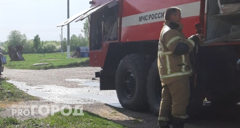 Вечером в Арзамасе тушили загоревшийся храм