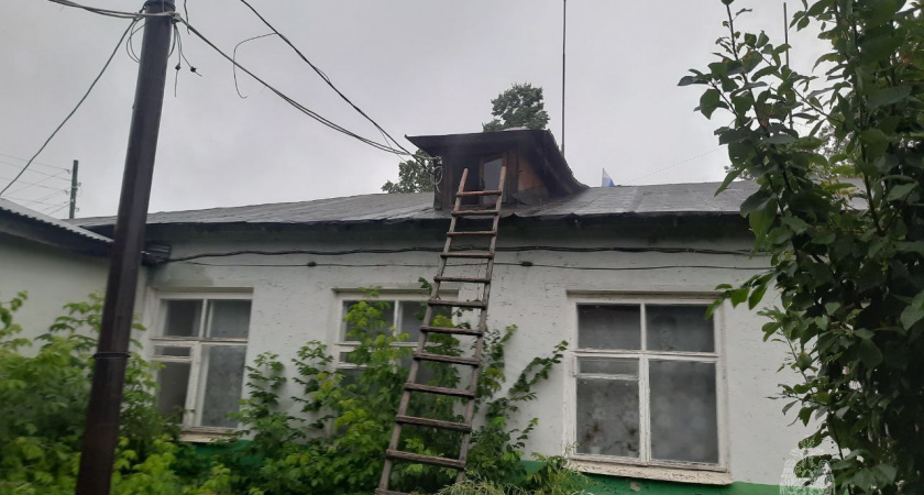 В Кулебакском районе загорелась сельская администрация из-за протечки крыши