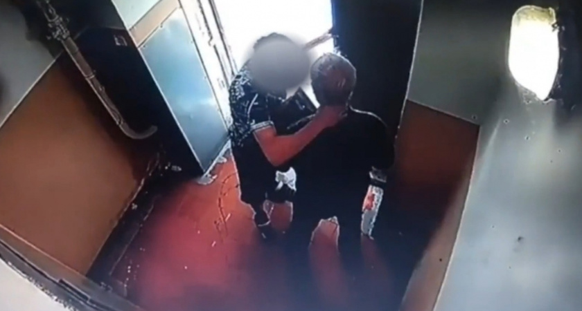 Челябинский бомж напал на нижегородца и отобрал ценности 