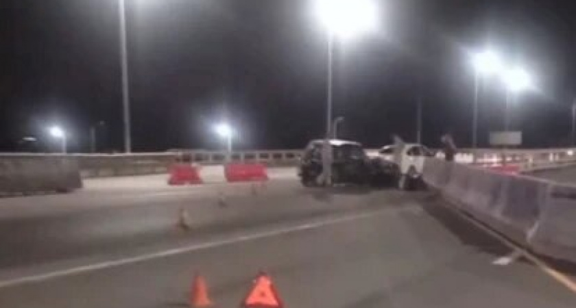 Водитель "Нивы" отвлекся и врезался в ограждение в Кстовском районе