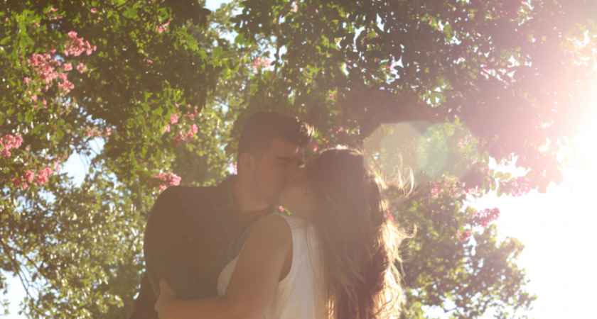 Глоба: Девы будут купаться в любви, Раки начнут загребать деньги лопатой