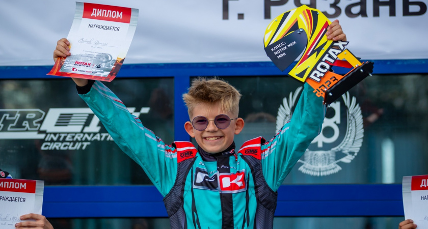 12-летний картингист из Нижнего Новгорода победил на IV этапе Кубка РАФ серии Ротакс Макс