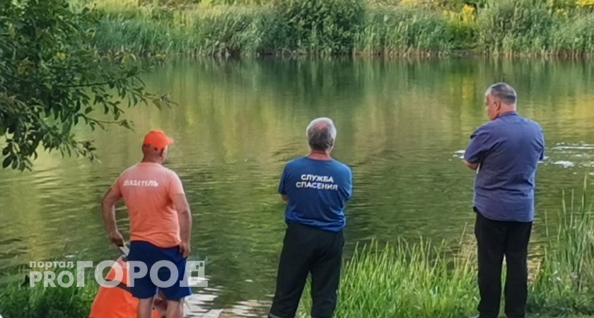 Очевидцы вытащили девушку из озера в Нижнем Новгороде