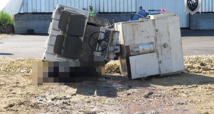 В Починковском районе рабочий погиб под катком