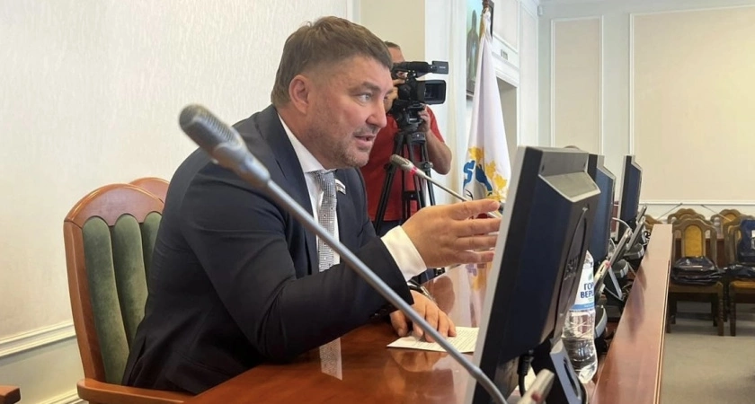 Фото к статье: Депутат ЗСНО Владислав Атмахов ответит на вопросы по экологии в прямом эфире