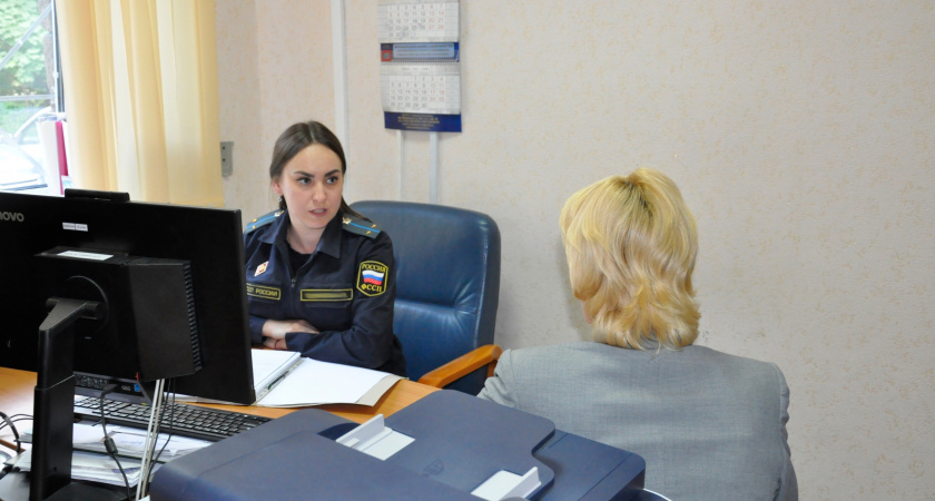 У энергетиков арестовали 600 автомобилей, чтобы они выплатили долг нижегородке