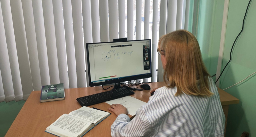 Учителя и медики Нижнего Новгорода ждут перемен на работе больше всех