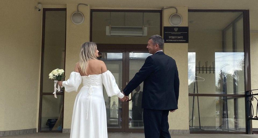 Более 200 влюбленных пар в Нижегородской области поженились в необычный день