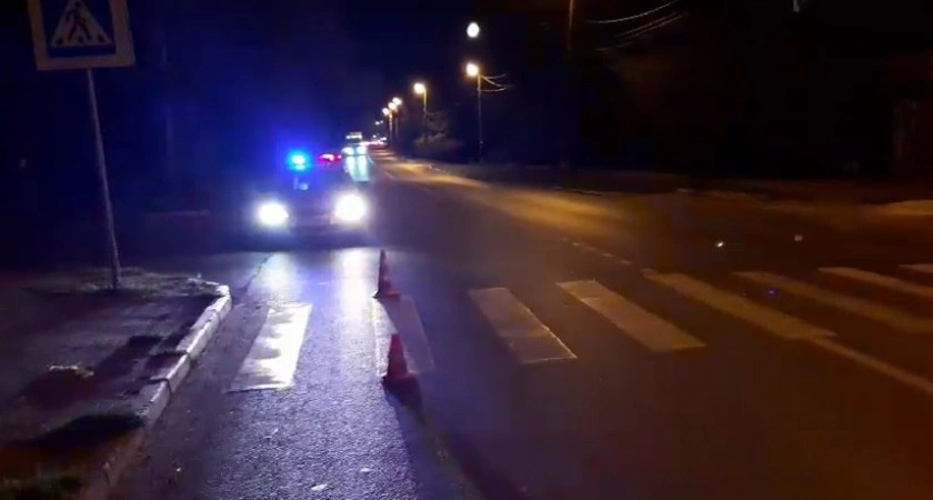 Фото к статье: Водитель сбил пешехода на зебре в Выксе и уехал