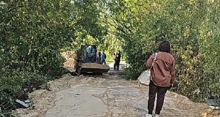 Фото к статье: В Нижнем Новгороде начали ремонтировать затопленную весной дорогу