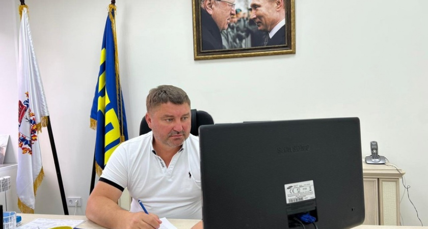 Прямые эфиры депутата ЛДПР Владислава Атмахова посмотрело более 15000 человек