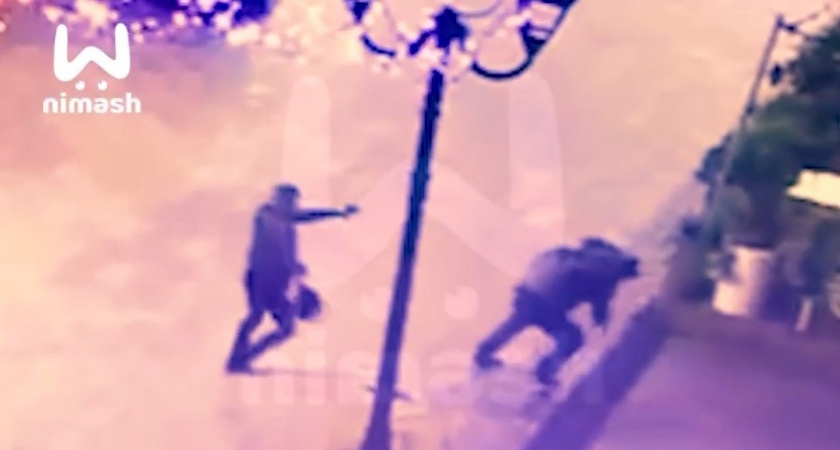 Мужчина расстрелял из травмата охранника кафе на Большой Покровской