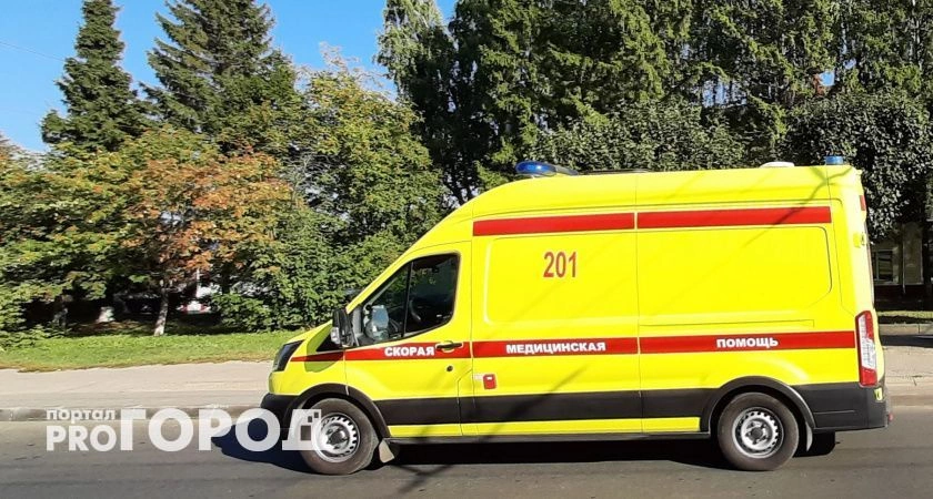 Фото к статье: Врачи скорой помощи отравились неизвестно чем, приехав на вызов к пациенту в Сормово
