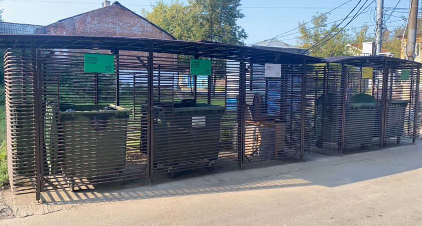 Новые контейнеры и светильники на солнечных батареях установили в Нижнем Новгороде