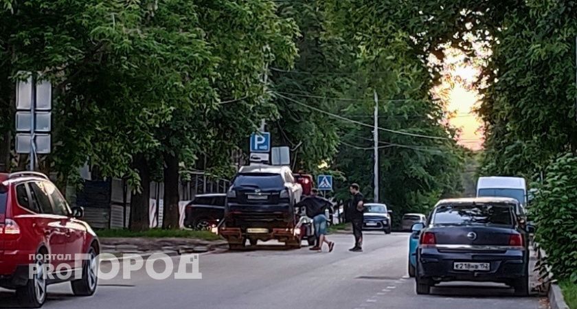 Никакой парковки: машину увезут, если ее оставить на этой улице в Нижнем Новгороде