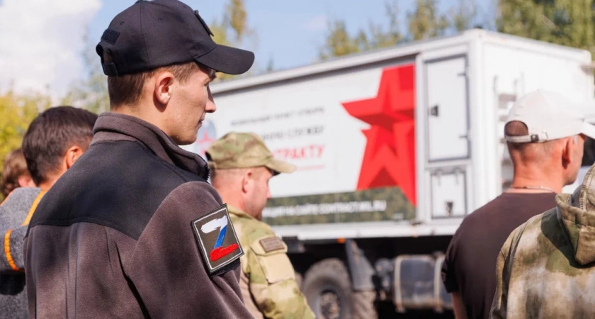 Фото к статье: "Я должен быть достоин дедов": нижегородские контрактники отправились на СВО