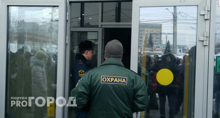 Фото к статье: В Нижнем Новгороде охранник приехал на задержание и получил серьезные травмы