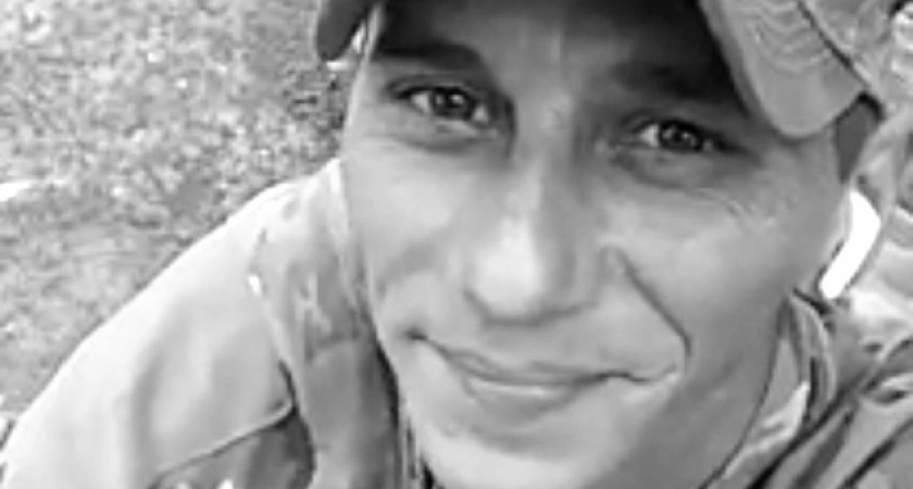 Фото к статье: Балахнинца, погибшего на СВО, похоронили со всеми воинскими почестями
