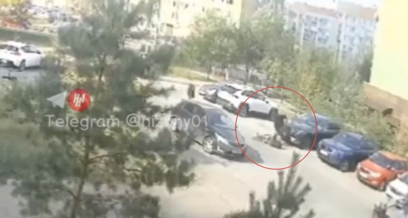 Фото к статье: Нижегородец с битой напал на детей во дворе