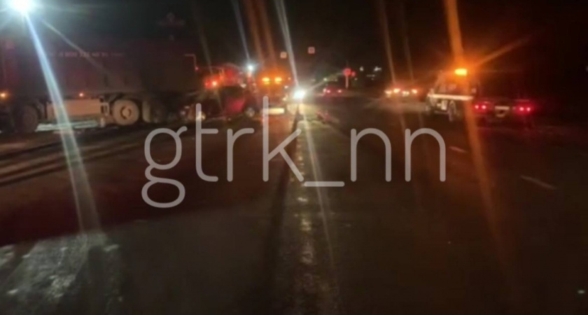 Иномарка неудачно пошла на разворот в Арзамасском районе: погиб человек