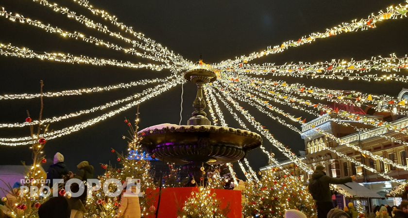 Нижний Новгород засверкает новогодними огнями за 53 миллиона рублей