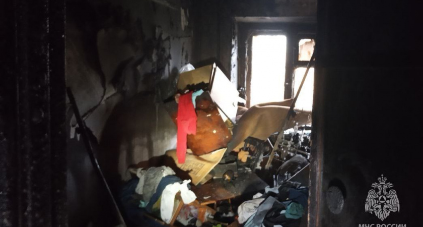 В Автозаводском районе из горящего дома эвакуировали 20 человек