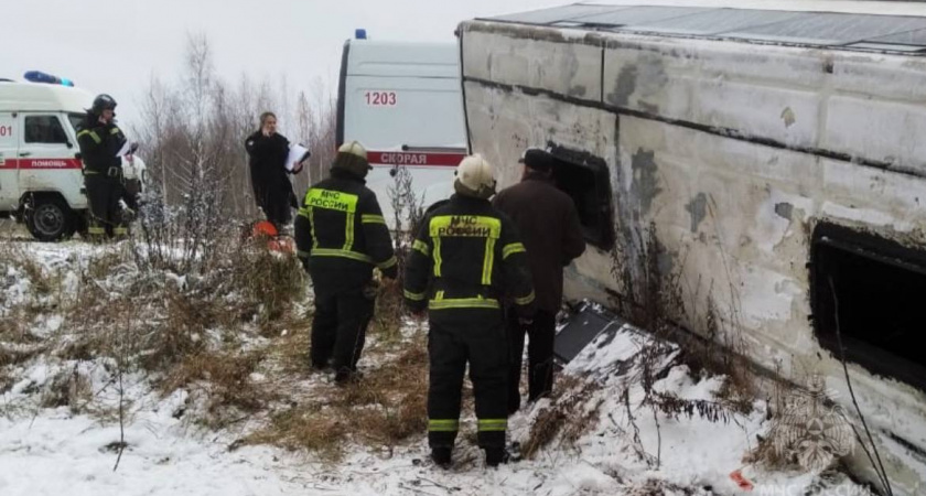 Автобус с нижегородцами опрокинулся в Ивановской области: есть пострадавшие