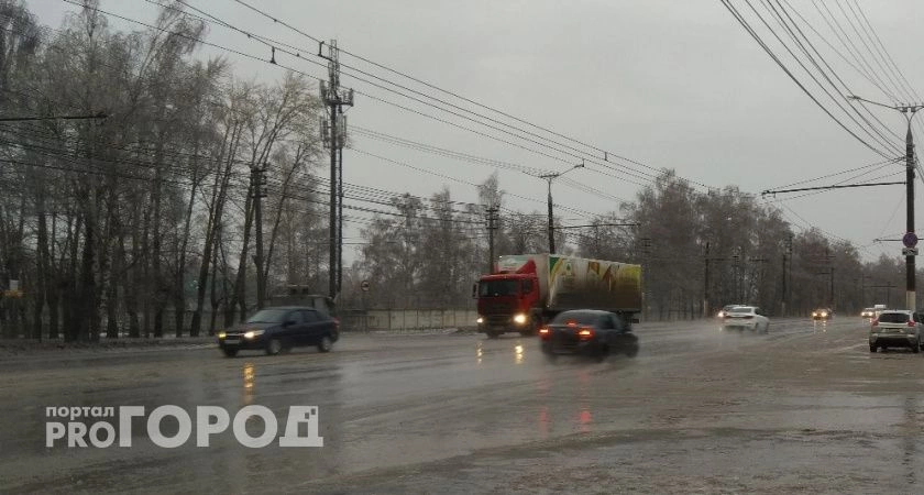 Фото к статье: В Нижнем Новгороде выпустили срочное штормовое предупреждение