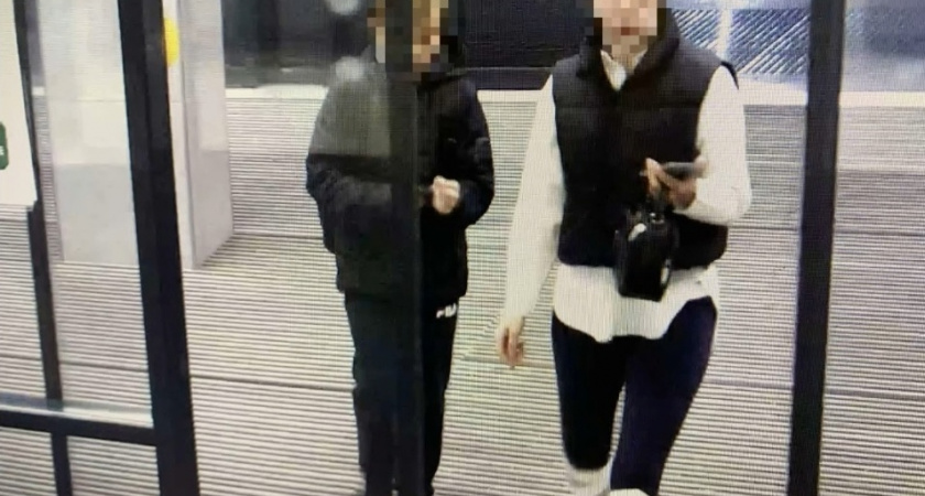 Нижегородка похитила у ребенка телефон, обманув его фейковой картой