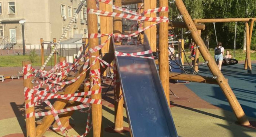 За отрубленный на детской площадке палец двухлетнего ребенка в Кстово заплатят миллион