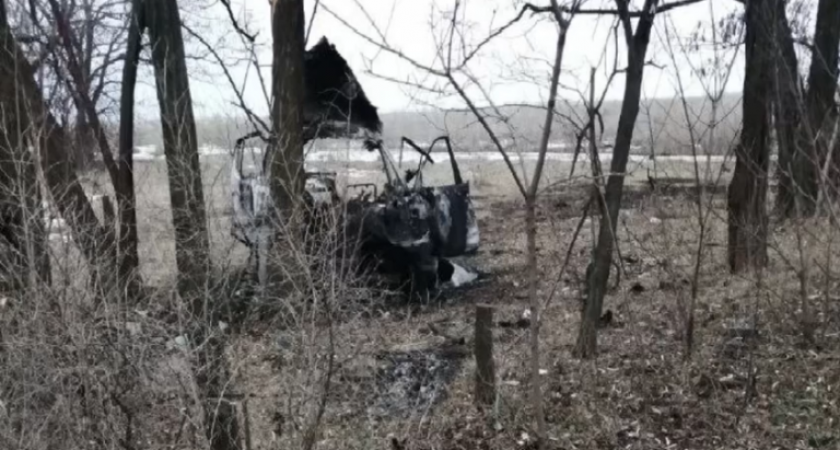 Нижегородский автомобиль с гуманитарной помощью для СВО попал под обстрел fpv-дронов 