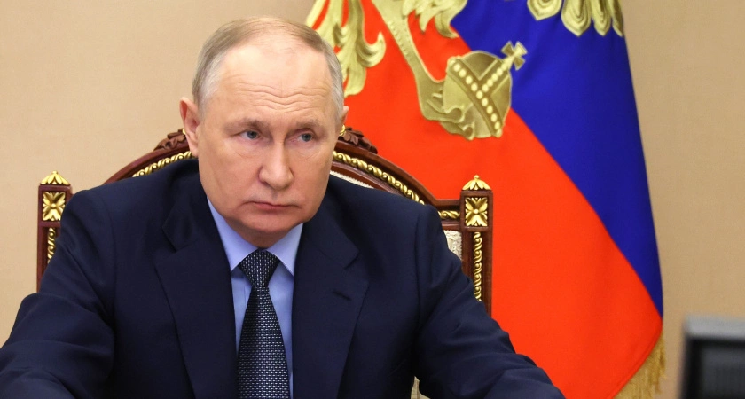 Фото к статье: МРОТ повысится с 1 января: Путин подписал закон