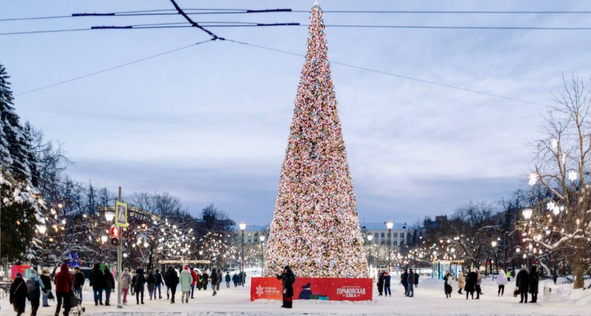Фотозоны, спектакли и "Почта Деда Мороза": в Нижнем Новгороде отметят Новый год с размахом