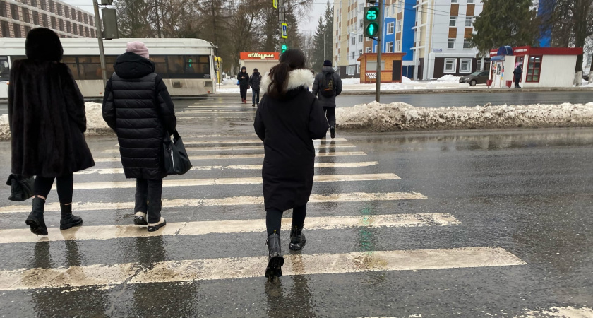 Принятый в России закон вызвал ожесточенные споры: некоторые работающие россияне теперь в шоколаде