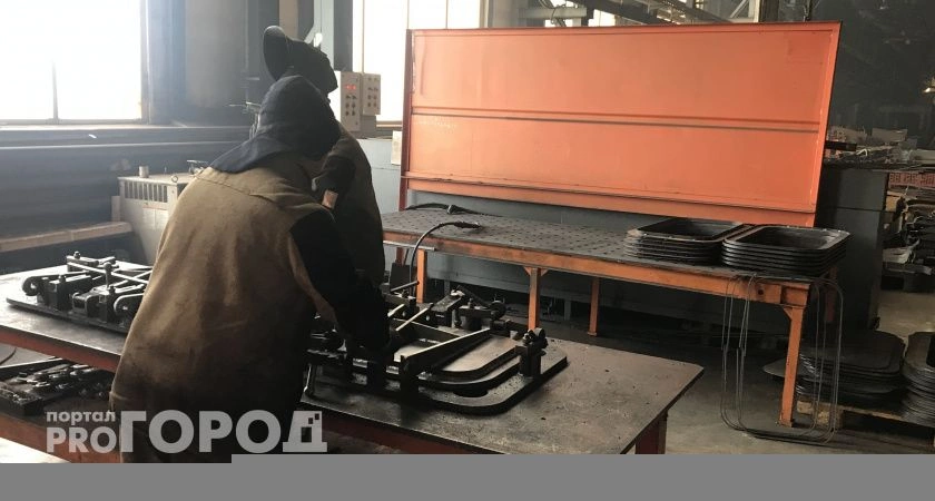 Фото к статье: Нижегородцам грозит увольнение, если они будут хвастаться зарплатами