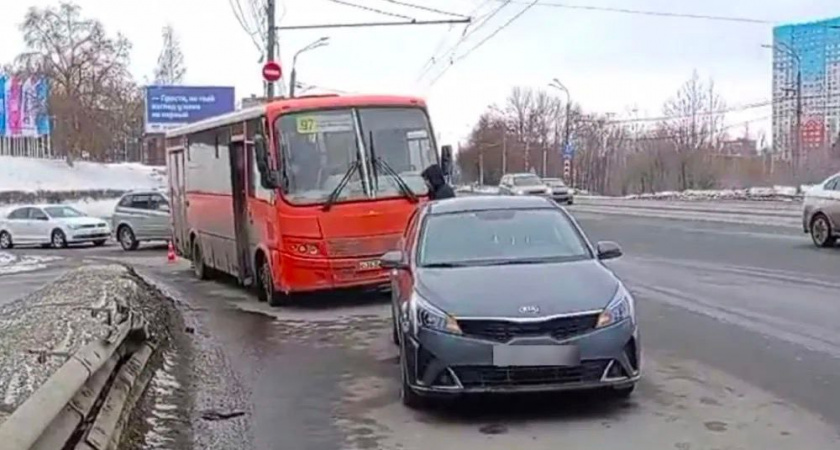 Пассажирка автобуса пострадала при аварии на проспекте Гагарина