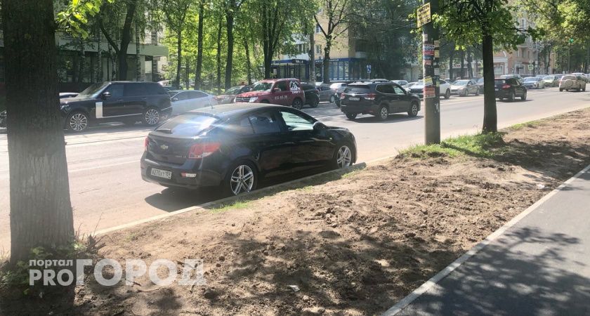 Нижегородцам запретят оставлять машины на одной из улиц города 