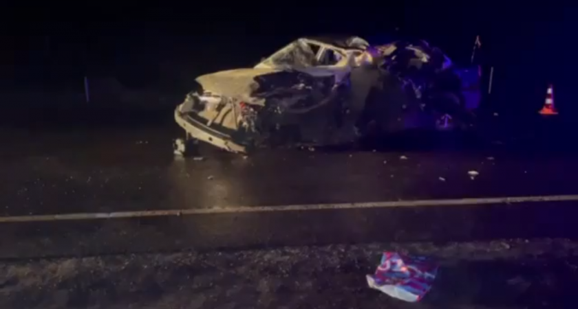 В Городце легковушку смяло от столкновения с ГАЗелью