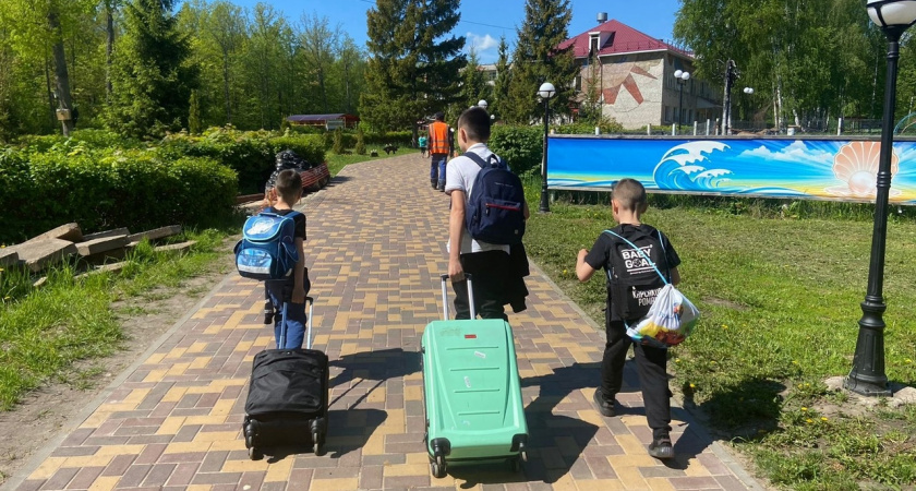 Детей, отдыхавших в лагере в Кулебакском районе, родители забрали домой 