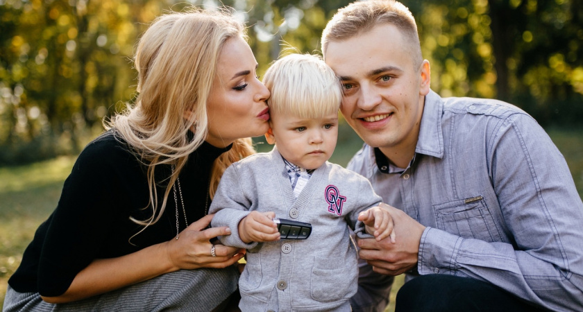 Разгадана главная тайна генетики:  ученые выяснили, кто из родителей передает свой интеллект ребенку