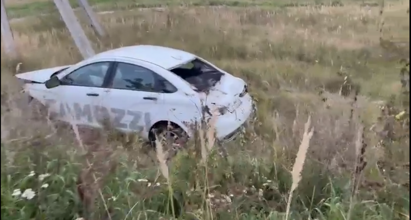 На трассе под Богородском "Лада" улетела в кювет: есть пострадавший