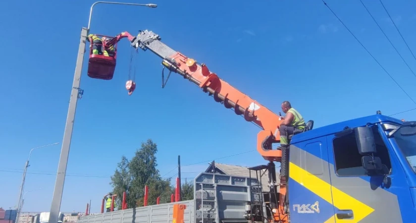 В деревне Дьяково городского округа Семеновский завершается монтаж освещения на участке дороги по нацпроекту