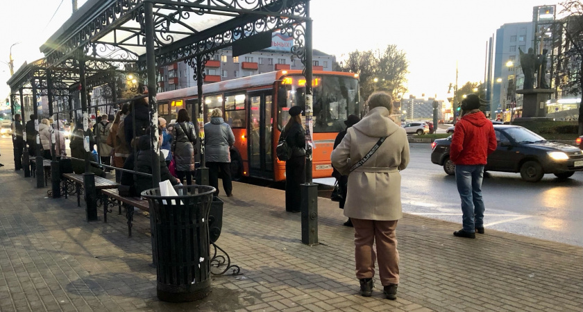 Сбережения превратятся в пыль: новая волна девальвации в октябре обнулит накопления россиян, как в 90-е